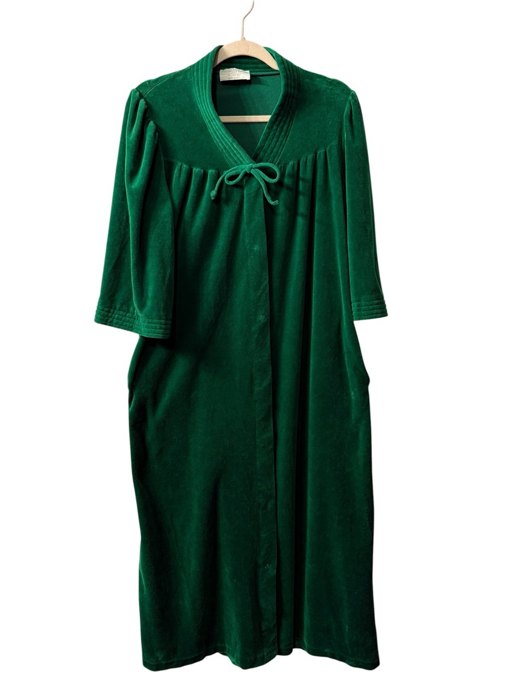 Womens Vintage Miss Elaine ‘At Home’ velour snap front in emerald green size MED